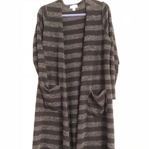 Medium LuLaRoe Sarah Sweater